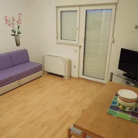 Perla Apartment *